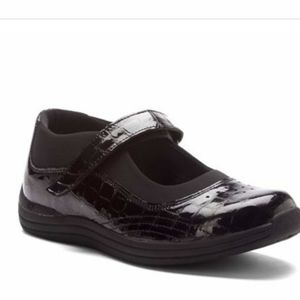 Drew Rose - Women's Mary Jane Velcro Strap Shoe